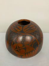 Load image into Gallery viewer, Lucy M Bugarini Clay Pottery