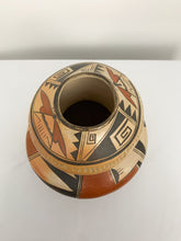 Load image into Gallery viewer, Veronica Nampeyo Clay Vase
