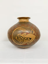 Load image into Gallery viewer, Cesar Bugarini Clay Vase
